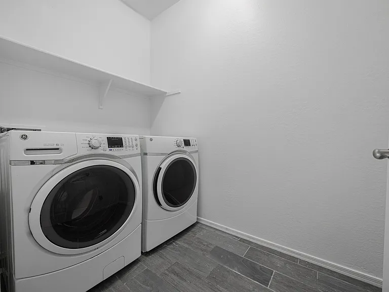 7914 W Pueblo Ave — Photo 24
