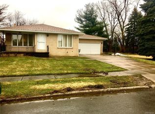 139 Highview Cir, Blasdell, NY 14219