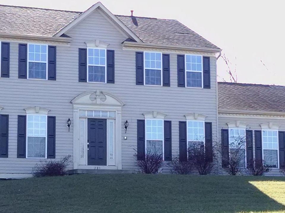 1st image of 221 Courtney Dr