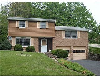 1st image of 619 Stamford Dr