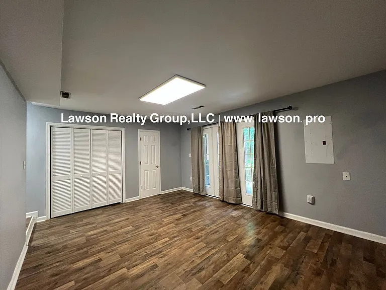 4715 Wembley Pl SW — Photo 58