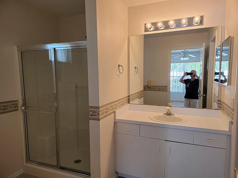 2089 Braxton St — Photo 9