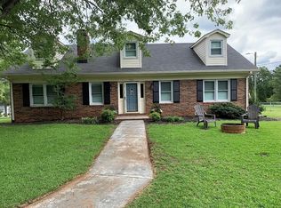 1503 Crestview Rd, Easley, SC 29642