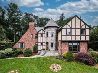 101 Hundreds Rd, Wellesley, MA 02481