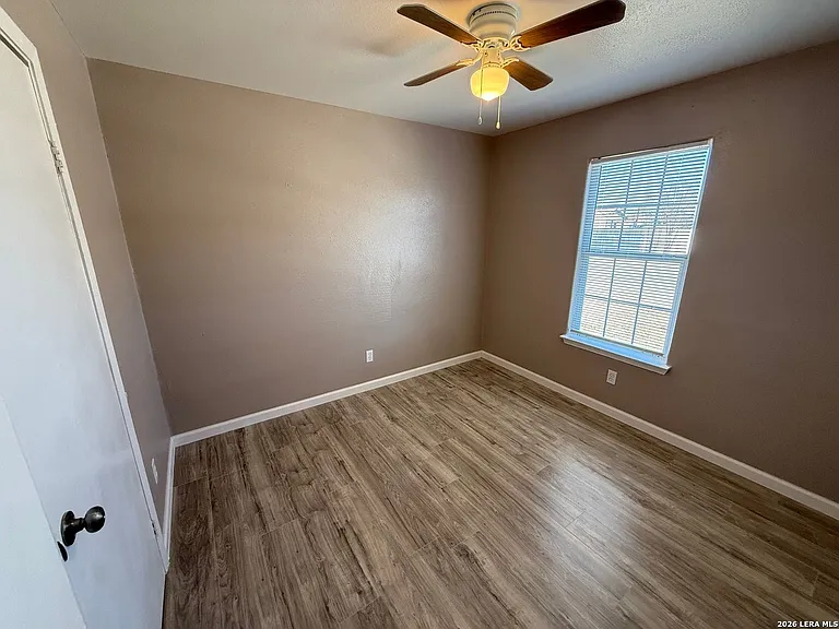 1405 Donaldson Ave #202 — Photo 10