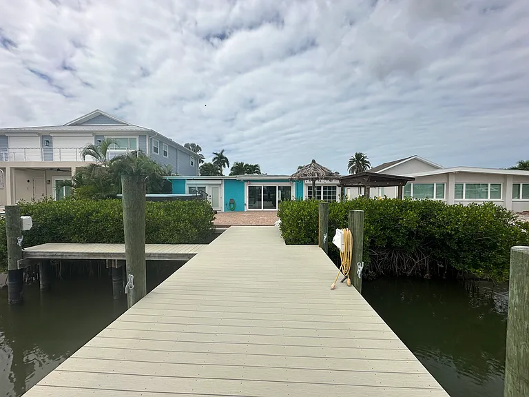 17727 Long Point Dr — Photo 30