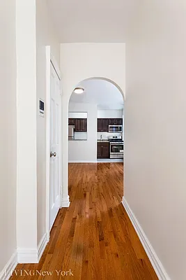 Rented by Living New York | media 9