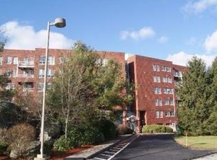 160 Burkhall St UNIT 103, Weymouth, MA 02190