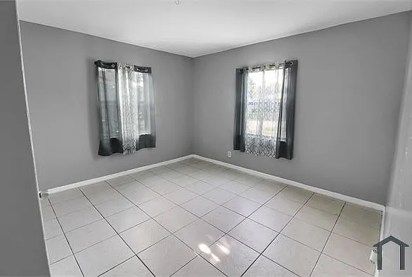 3020 NW 7th St — Photo 12