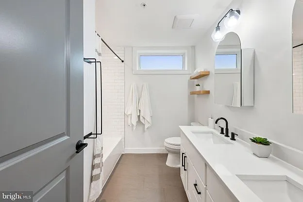 811 Upshur St NW #4 — Photo 9