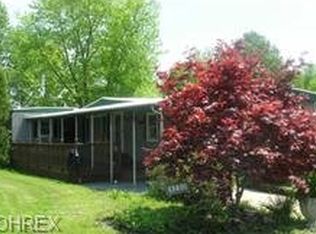 8230 Nichols Rd, Windham, OH 44288