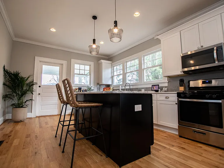 703 Erin Ave SW — Photo 24