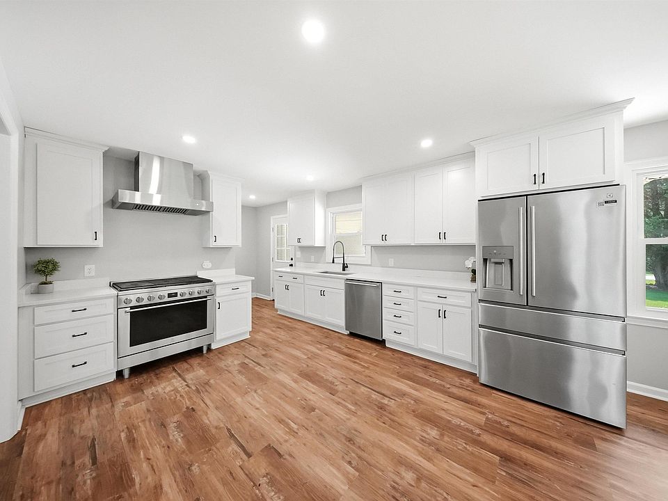 1st image of 312 Nottingham Rd
