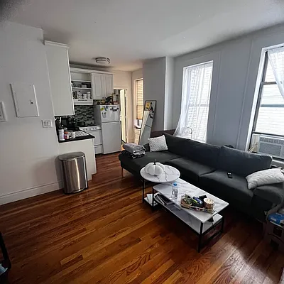 Rented by Manhattan Dwelling Corporation | media 1