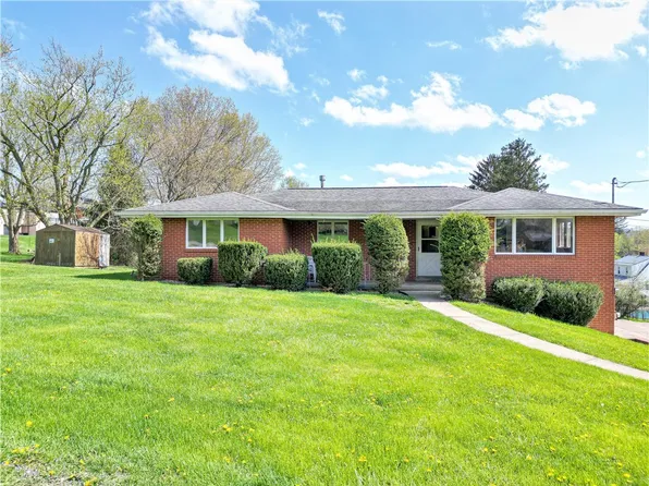 1440 Grandview Ave N, Washington, PA 15301