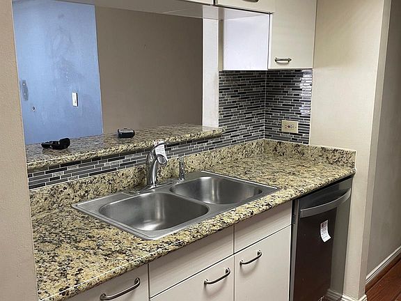 5th image of 3525 Sage Rd APT 304