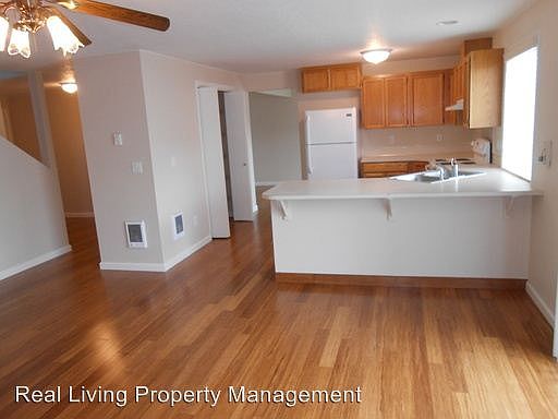 5th image of 15804 NE 86th Cir