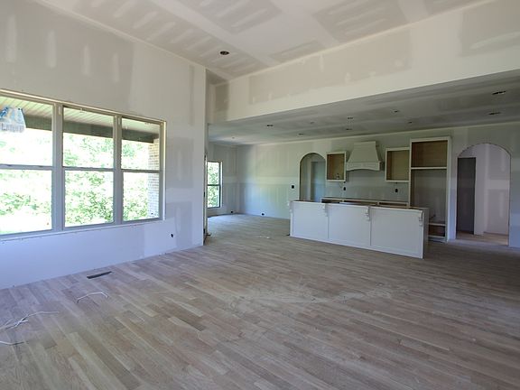 5th image of 405 Firethorn Trl #61-lot 61
