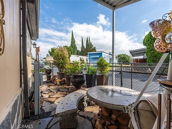 2nd image of 2865 W Rialto Ave Space 17