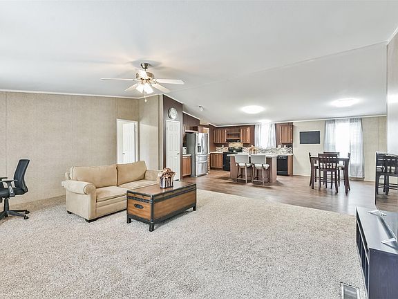 5th image of 37019 Pine Bark Ln