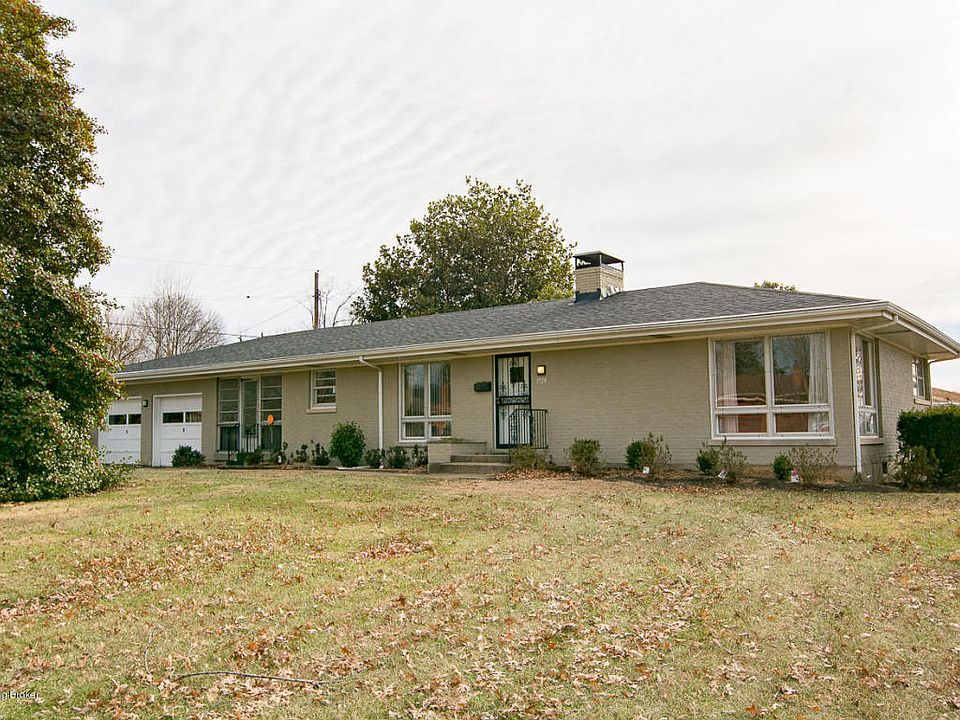 1st image of 1928 Meadowcreek Dr