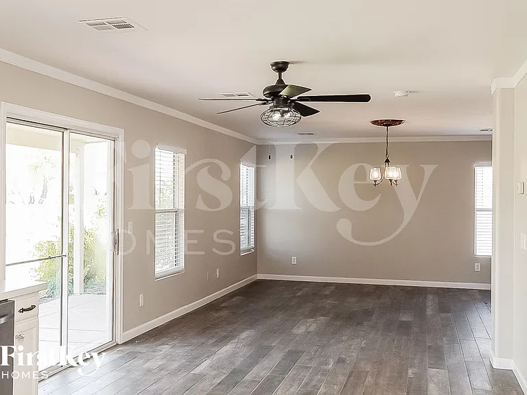 28590 N Obsidian Dr — Photo 7