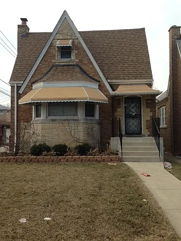 3216 N New England Ave photo 1