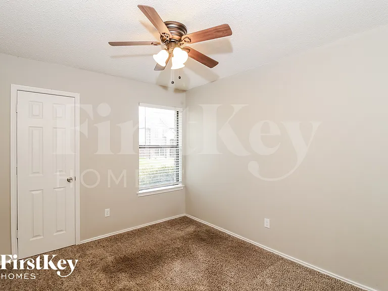 4417 Cordova Ln — Photo 12
