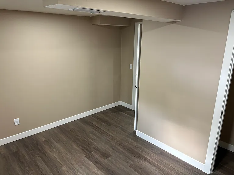 Basement Bedroom #4