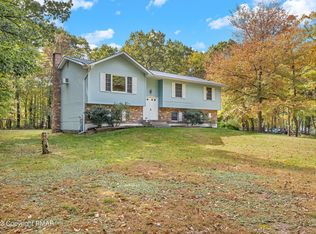 234 Shady Oaks Dr E #E, Saylorsburg, PA