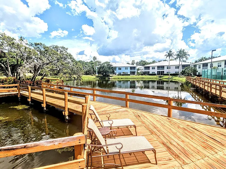 260 Hidden Bay Dr #504 — Photo 43
