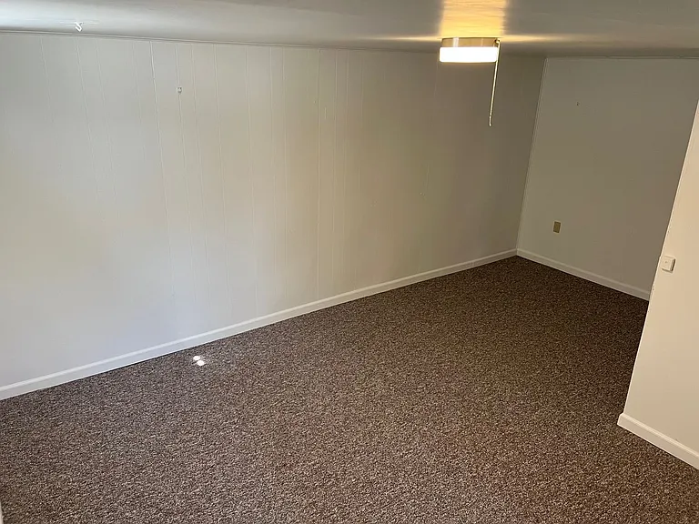 610 S 13th Ave — Photo 5