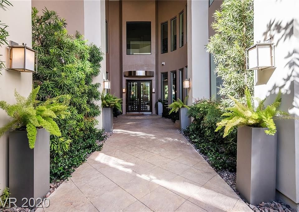 9424 Tournament Canyon Dr, Las Vegas, NV 89144 | Zillow