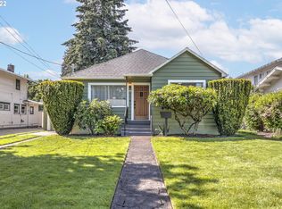 622 E Main St, Hillsboro, OR