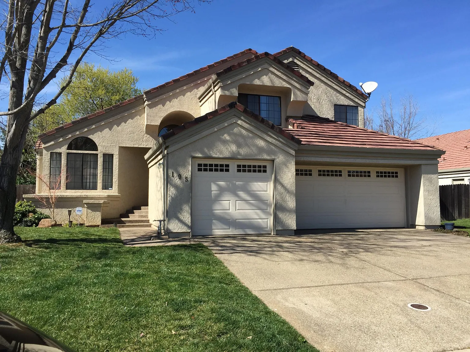 4 bed, 2426 sqft, $3,350 — Photo 1