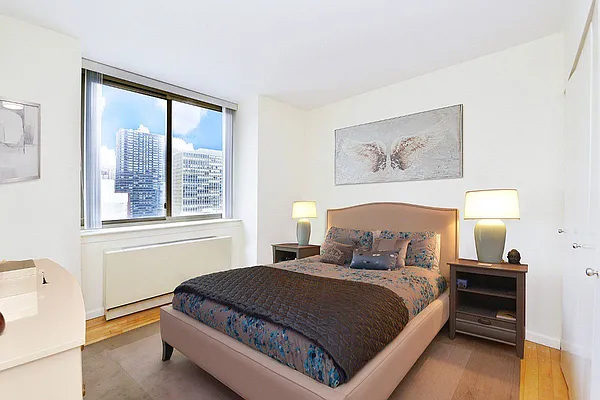 Rented by Level Group | media 36