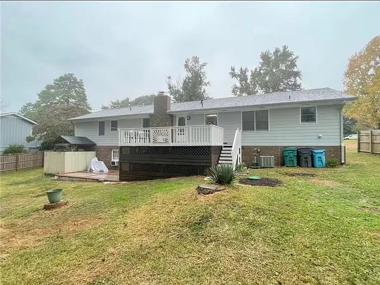 493 Greg Dr SW — Photo 37
