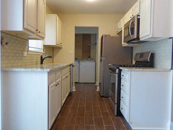 4th image of 6824 West Ave