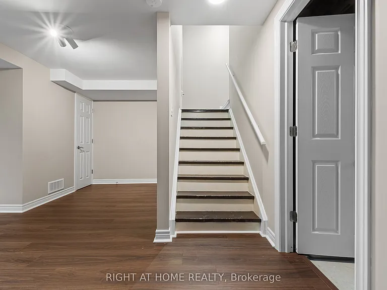1811 Creek Way — Photo 20