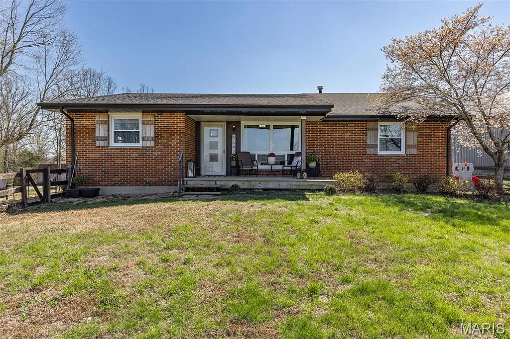 5542 State Road H photo 1
