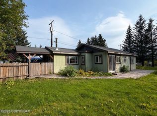 219 Bear Dr, Seward, AK 99664
