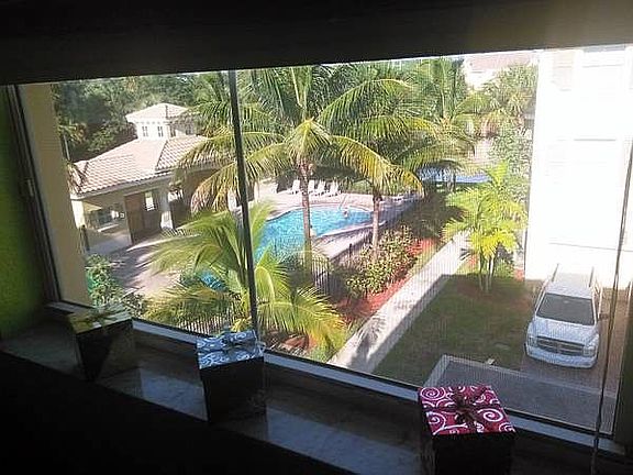 3rd fl. small bedroom view 