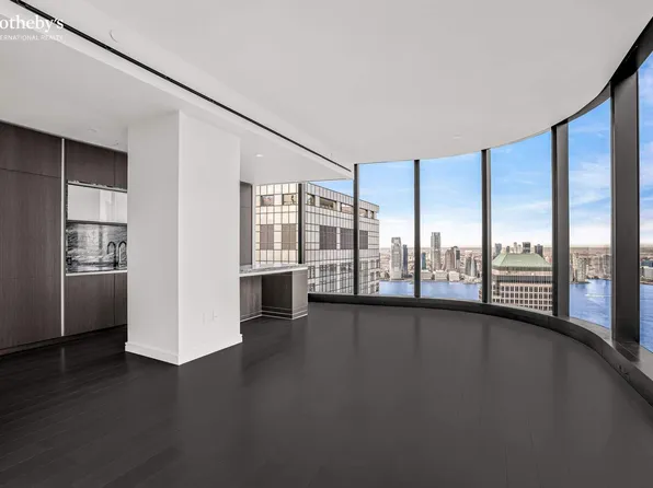 125 Greenwich Street image 7 of 23