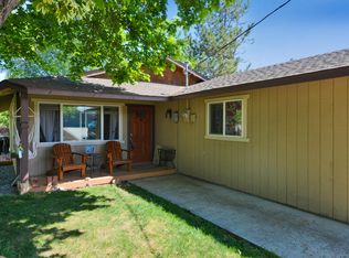 1941 SW Reindeer Ave, Redmond, OR 97756