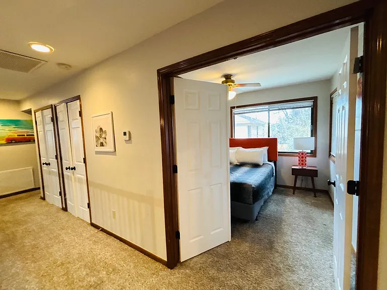 2407 Winding Hollow Ln — Photo 9
