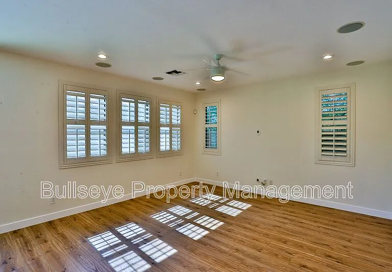 7321 N 89th Dr — Photo 7
