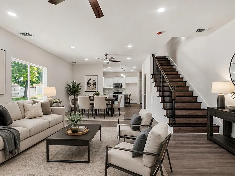 8027 Virgil St — Photo 12