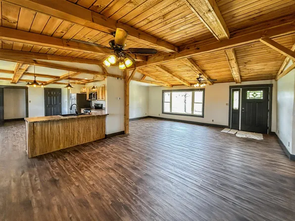 8420 Cox Kolbe Rd, Glouster, OH 45732