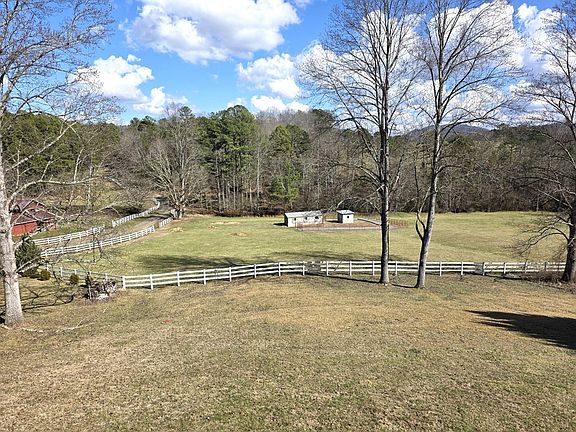 2nd image of 971 Lance Rd