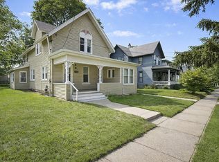 210 3rd St #1, Jackson, MI 49201